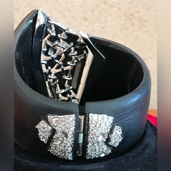 Alexis Bittar Black Lucite Hinged Bracelet with Crystals in Silver Setting. - Picture 5 of 11